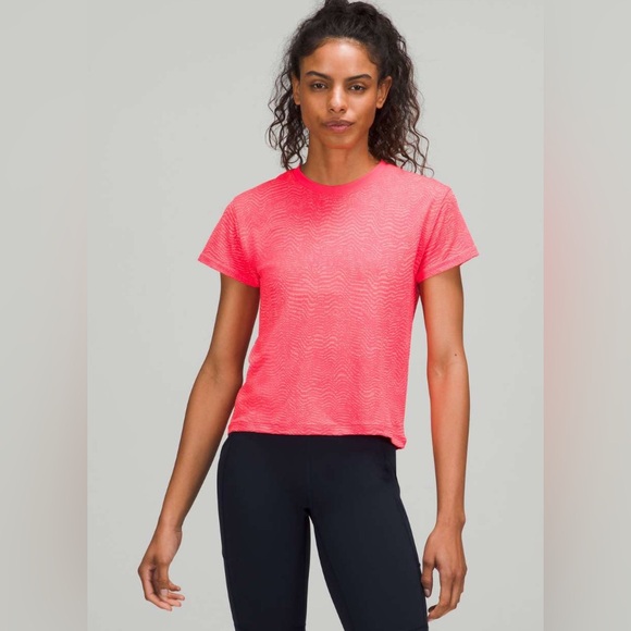 lululemon athletica Tops - Lululemon Train to Be Seamless Short Sleeve T-Shirt